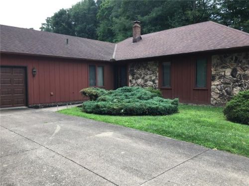 6720 Strathmore Dr, Cleveland OH  44125-5532 exterior