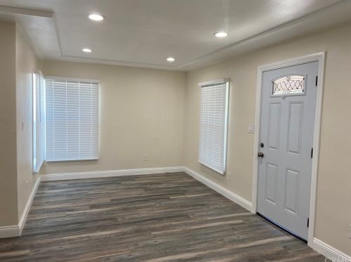 903 133rd St, Compton CA  90222-2028 exterior