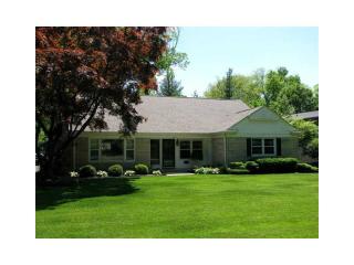 1015 Hawthorne Dr, Columbus, IN 47203-1621