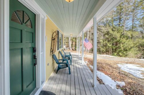 121 Eastern Corner Rd, Ellsworth NH  03223-5403 exterior