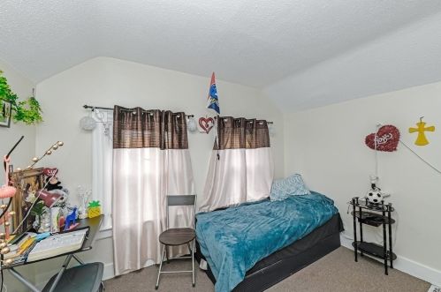 795 Sumner Ave, Springfield MA 01108-2242 exterior