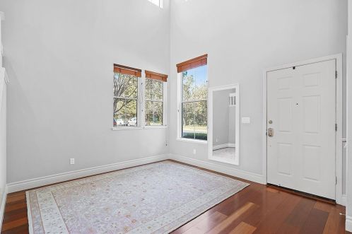 113 Estrada Dr, Mountain View CA  94043-5266 exterior