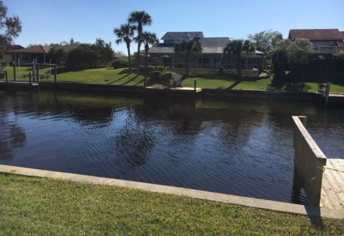 18 Flintstone Ct, Palm Coast, FL 32137-8307