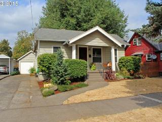 3801 67th Ave, Portland, OR 97206-3511