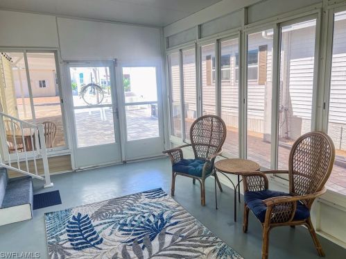 11581 Dogwood Ln, Fort Myers Beach FL  33931-7130 exterior