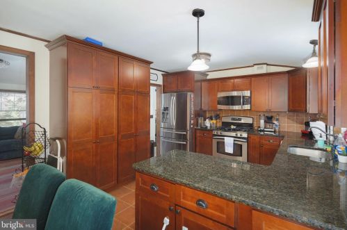 434 Lakeview Ave, Tavistock NJ  08033-1612 exterior