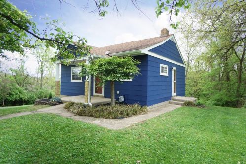 5396 Belclare Rd, Cincinnati, OH 45247-7804