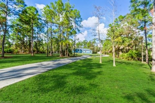 3745 29th Ave, Naples, FL 34117-8427