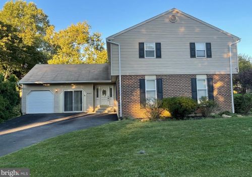 2117 Barnwood Cir, Norristown, PA 19403-2615