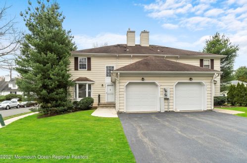 3703 Buckingham Cir, Middletown, NJ 07748-4238