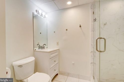 33 Mullen Dr, Erial NJ  08081-1300 exterior