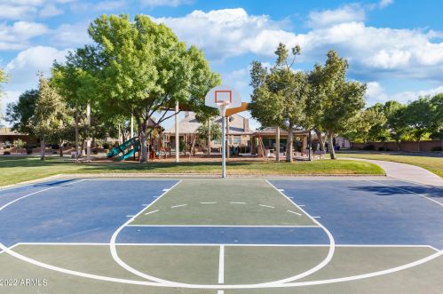 3142 Portola Vly Ct, Gilbert AZ 85297-7618 exterior