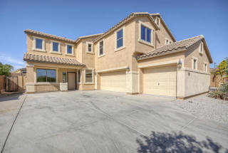 17520 Windrose Dr, Sun City, AZ 85388-5646