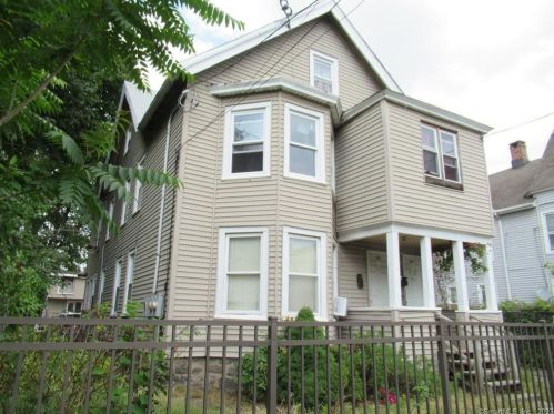 105 Holly St, Bridgeport, CT 06607-1036