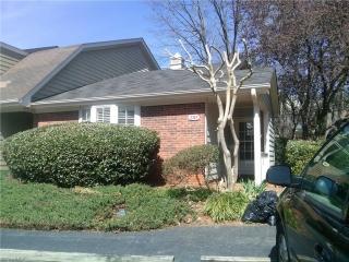 2749 Cottage Pl, Greensboro, NC 27455-2349