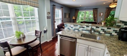 29 Greenbrook Dr, Bloomfield NJ  07003-2880 exterior