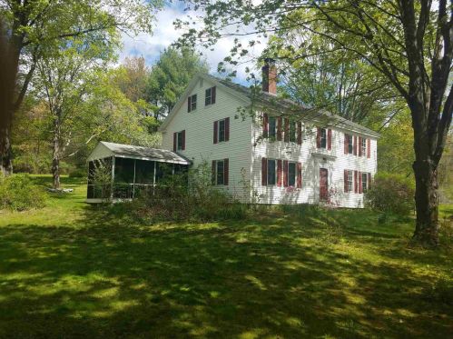 426 Buck St, Allenstown, NH 03275-3015