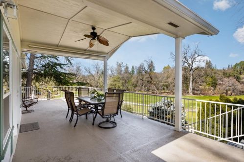 11902 Lk Wildwood Dr, Lake Wildwood CA  95946-9150 exterior