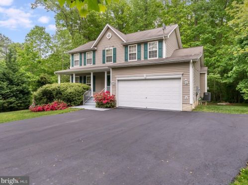 107 Land Or Dr, Ruther Glen, VA 22546-1073