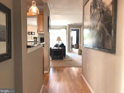 2908 Yarling Ct, Falls Church, VA 22042-4473