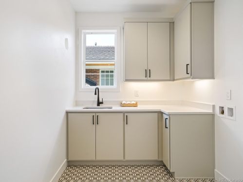 842 Williams St, Denver CO  80209-4541 exterior