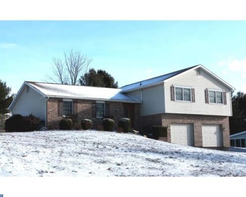 1786 Tanglewood Rd, Molino, PA 17961-9528