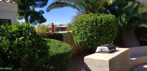 632 Honeysuckle Dr, Chandler, AZ 85248-3842