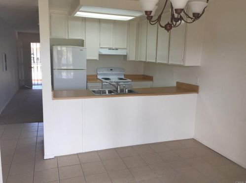 205 Candice Pl, Vista CA  92083-1941 exterior