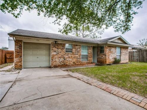 118 Bluebird Cir, Denton, TX 76209-6404