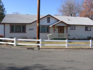 615 Shasta Ave, Yreka, CA 96097-3112