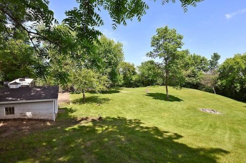 1507 Division St, Faribault, MN 55021-6444