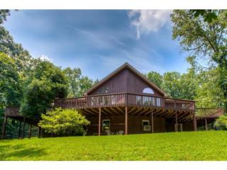 1312 Olympian Way, Kingsport, TN 37660-1360