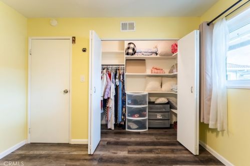 6155 Goshen St, Simi Valley CA 93063-3723 exterior