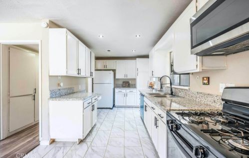 16688 Zenda St, Victorville CA  92395-3936 exterior