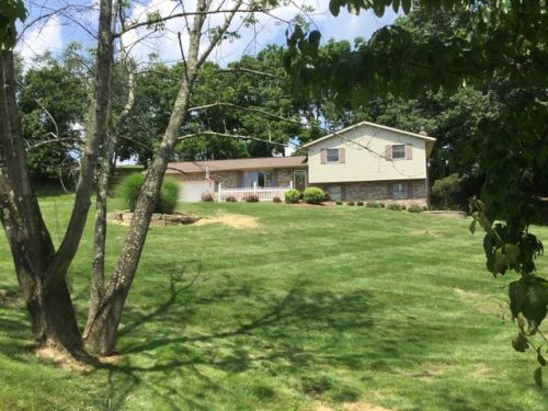 71 Lincoln Ln, Norwich, OH 43767-9724