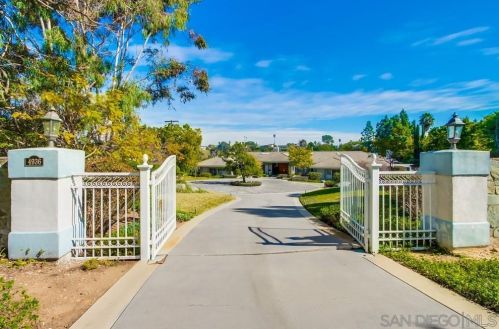 4936 Yerba Santa Dr, San Diego, CA 92115-1038