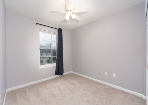 2569 Evergreen Dr, Covington KY  41017-9450 exterior