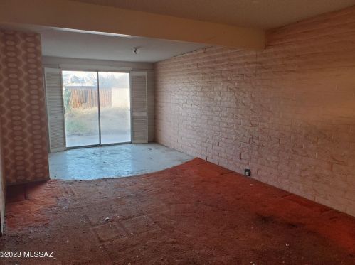 3651 32nd St, Tucson, AZ 85713-4205