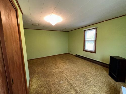 3998 Mitchell Rd, New Castle PA  16105-4412 exterior