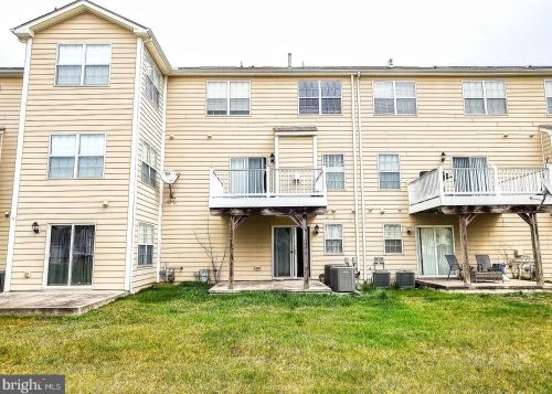 226 Thornton St, Dover, DE 19901-8825