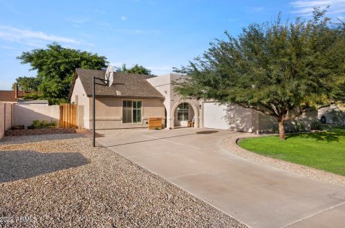 1404 Cheyenne Dr, Chandler, AZ 85224-1814