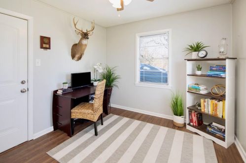 2011 Wilhelm Dr, Bryan TX 77803-6012 exterior