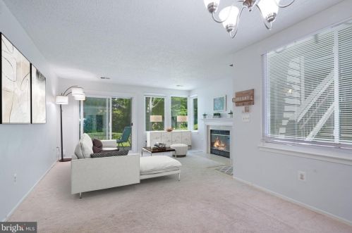 11723 Summerchase Cir, Herndon VA  20194-1137 exterior