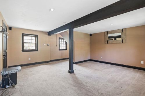 47 Great Pond Rd, Kingston NH  03848-3741 exterior