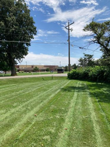 562 Jefferson Kiousville Rd, West Jefferson, OH 43162-1337