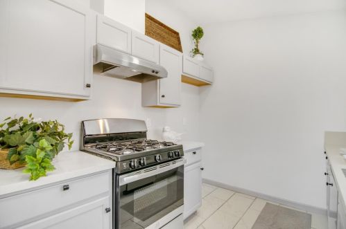 142 M St, Rio Linda CA  95673-2135 exterior