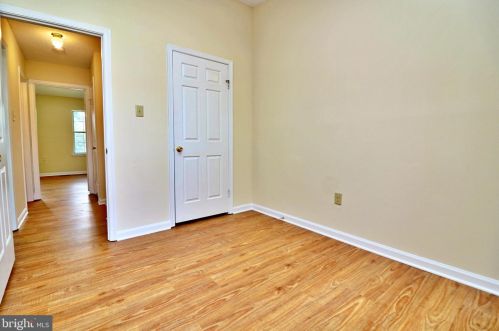 55 Mallard Ct, Charles Town WV  25414-5804 exterior