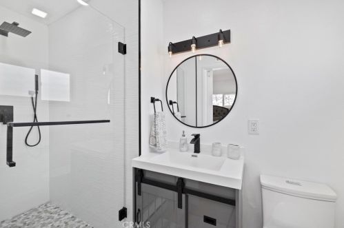 17833 Balfern Ave, Bellflower CA  90706-7154 exterior