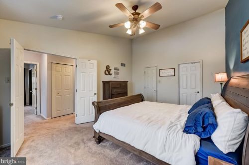 708 Thornhill Dr, Collegeville PA  19426-3955 exterior