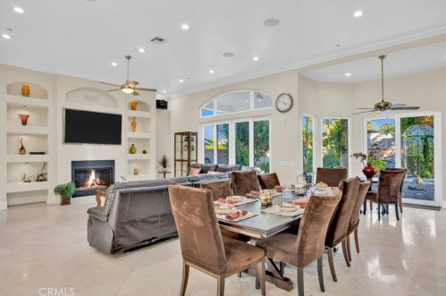 10026 Mattock Ave, Downey CA  90240-3529 exterior